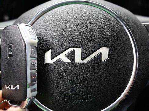 Used 2023 Kia K5 GT-Line AWD/4WD image 44