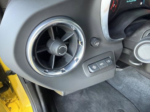 Used 2018 Chevrolet Camaro SS RWD image 16