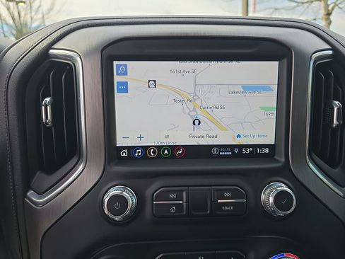 Certified 2022 GMC Sierra 3500 Denali image 15