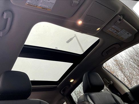 Used 2024 Nissan Murano Platinum w/ Cargo Package image 22