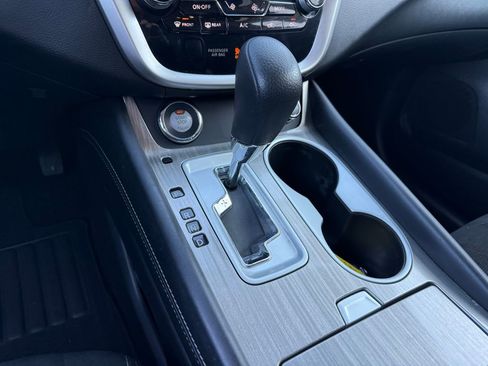 Used 2015 Nissan Murano S image 23