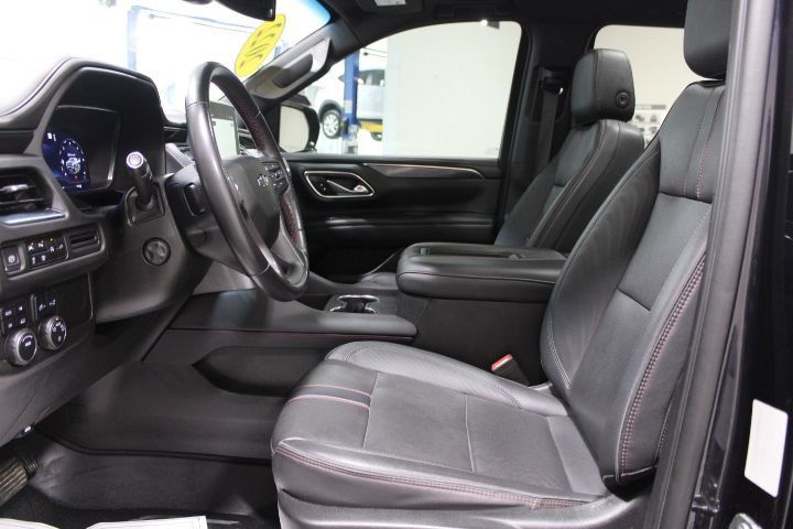 Used 2022 Chevrolet Suburban RST w/ Luxury Package AWD/4WD image 21