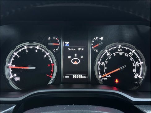Used 2020 Toyota 4Runner Venture w/ Moonroof Package AWD/4WD image 21