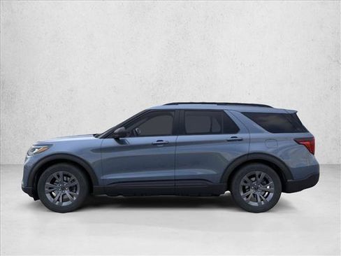 New 2026 Ford Explorer Active w/ Active Comfort Package AWD/4WD image 3