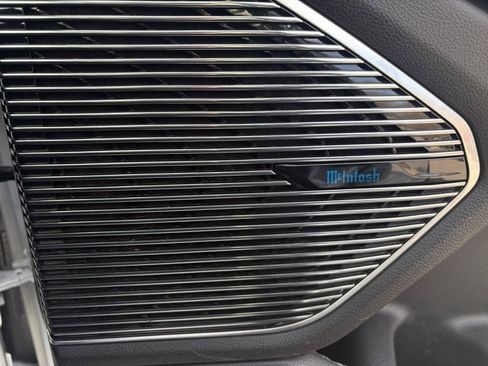 Used 2021 Jeep Grand Cherokee L Overland image 16