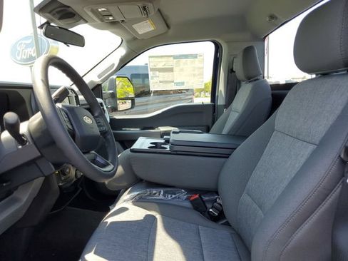 New 2026 Ford F250 XL w/ STX Appearance Package AWD/4WD image 9