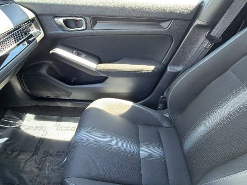 Certified 2023 Honda Civic Sport image 12