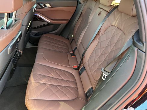 Used 2026 BMW X6 xDrive40i image 21