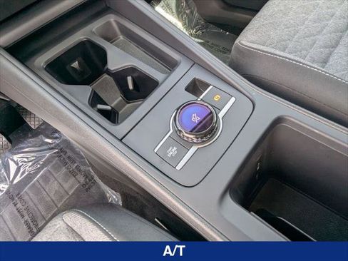 Certified 2025 Volkswagen Tiguan S AWD/4WD image 18