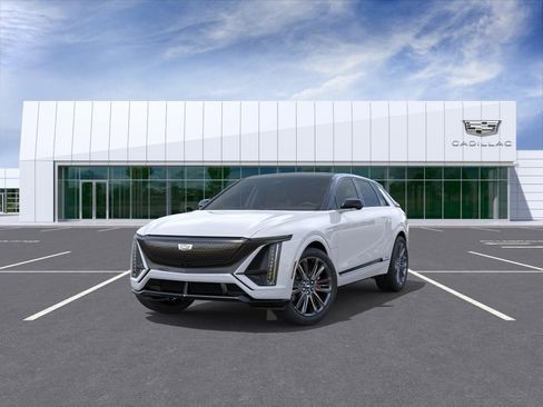 New 2026 Cadillac Lyriq V AWD/4WD image 8