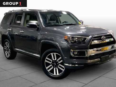 Used 2023 Toyota 4Runner Limited AWD/4WD image 3