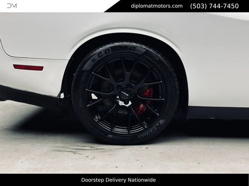 Used 2019 Dodge Challenger SRT Hellcat Redeye RWD image 39