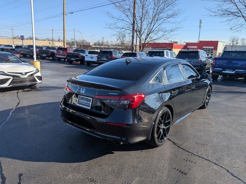 Used 2022 Honda Civic Sport image 10