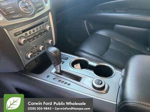 Used 2017 Nissan Pathfinder SL AWD/4WD image 20