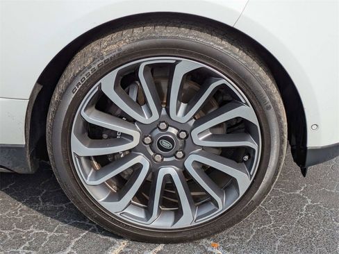 Used 2021 Land Rover Range Rover P525 Westminster Edition image 11