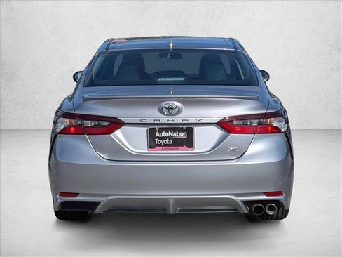 Used 2024 Toyota Camry SE FWD image 7
