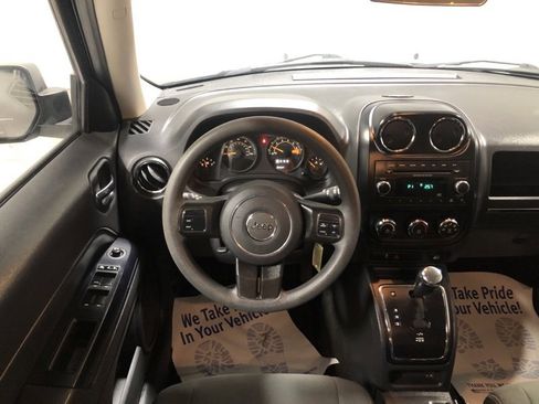 Used 2015 Jeep Patriot Sport w/ Power Value Group image 27