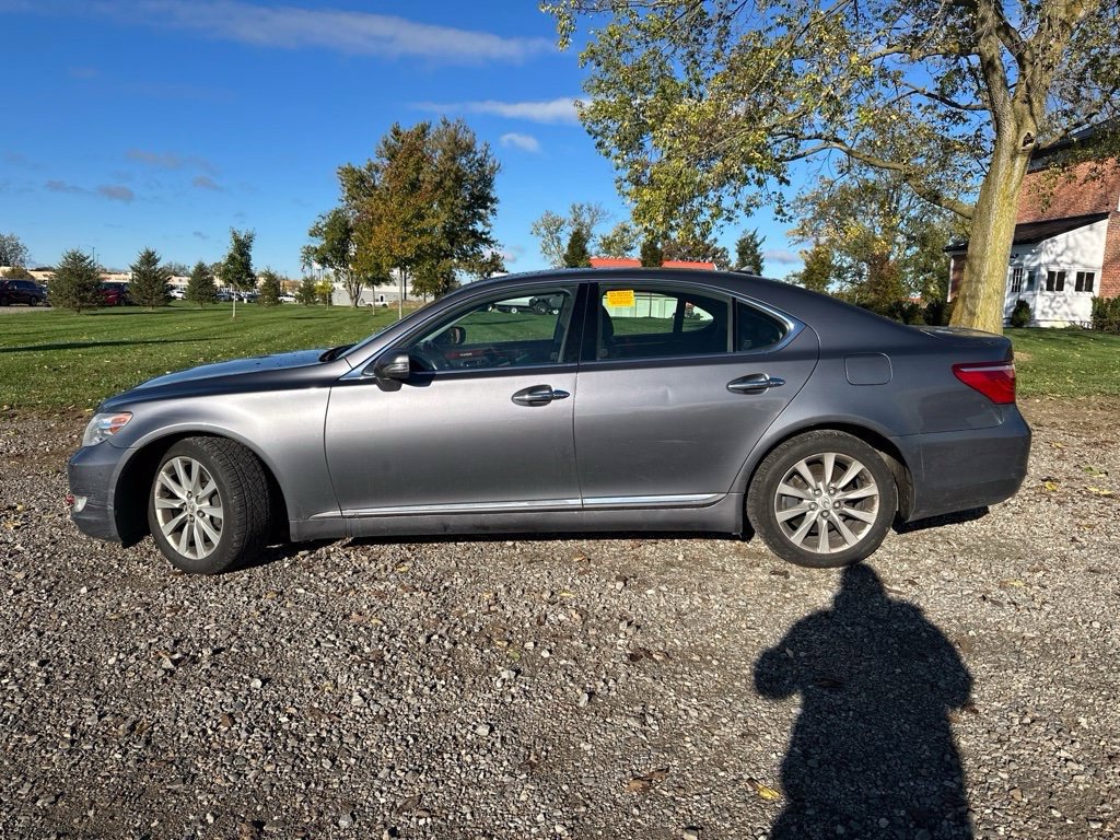 Used 2012 Lexus LS 460 AWD w/ Comfort Pkg image 7