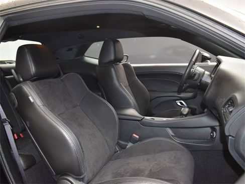 Used 2023 Dodge Challenger R/T w/ Plus Package image 13