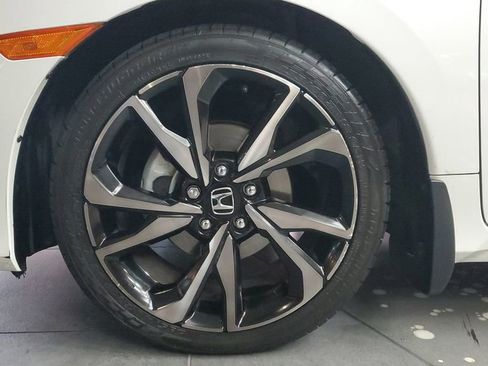 Used 2019 Honda Civic Sport image 7