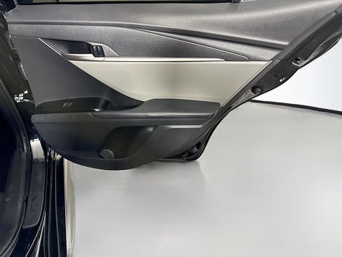 Used 2026 Toyota Camry SE FWD image 28