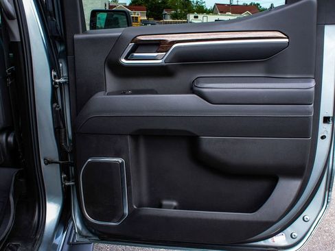 Used 2025 GMC Sierra 1500 Elevation AWD/4WD image 12