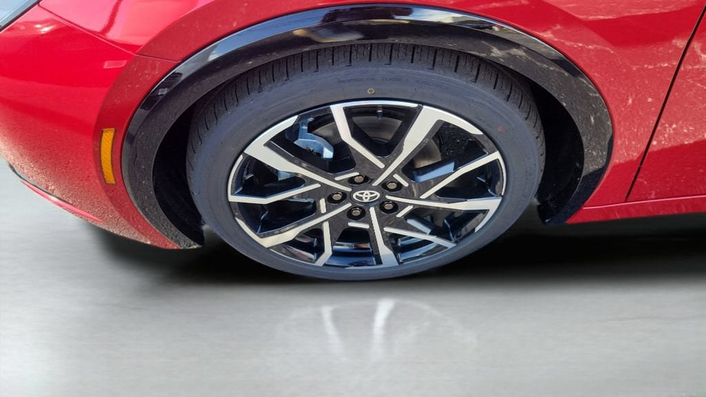 New 2027 Toyota Prius Plug-In Hybrid FWD image 10