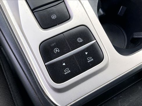 Certified 2020 Ford Explorer XLT image 30