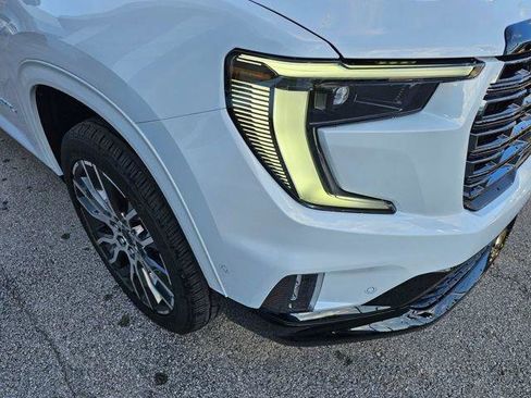 New 2026 GMC Acadia Denali Ultimate image 11