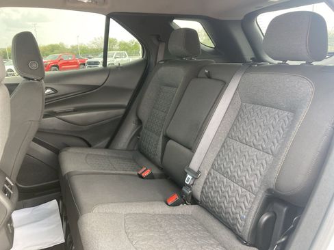 Used 2024 Chevrolet Equinox LT image 27