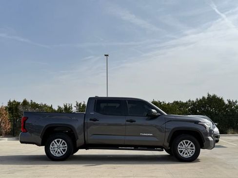 Used 2026 Toyota Tundra SR5 image 5
