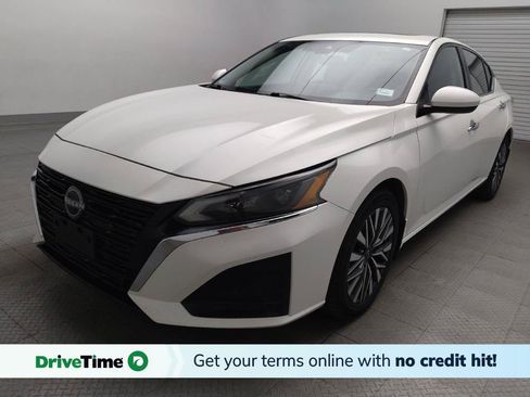 Used 2023 Nissan Altima 2.5 SV w/ SV Premium Package FWD image 1