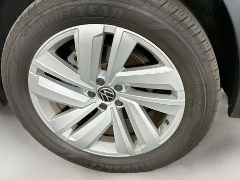Used 2022 Volkswagen Atlas Cross Sport SE AWD/4WD image 31