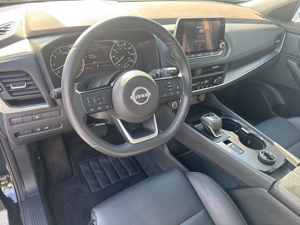 Used 2023 Nissan Rogue SV w/ SV Premium B Package AWD/4WD image 18