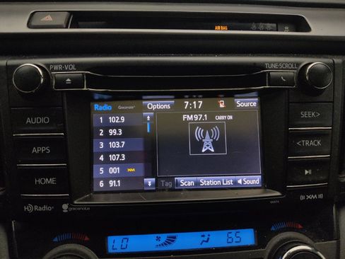 Used 2018 Toyota RAV4 SE w/ Power Extra Value Package FWD image 25
