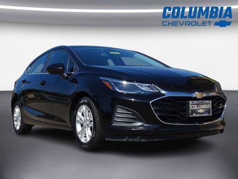 Used 2019 Chevrolet Cruze LT w/ Convenience Package image 1
