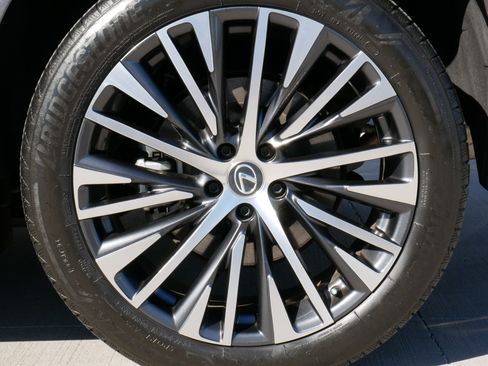 Used 2023 Lexus RX 350 Premium Plus w/ Accessory Package (Z1) image 21