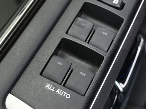 Certified 2022 Toyota 4Runner Limited AWD/4WD image 14