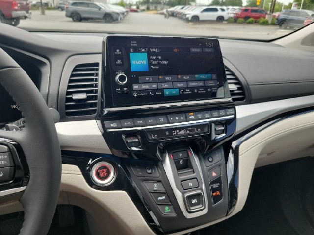 New 2026 Honda Odyssey Touring image 20