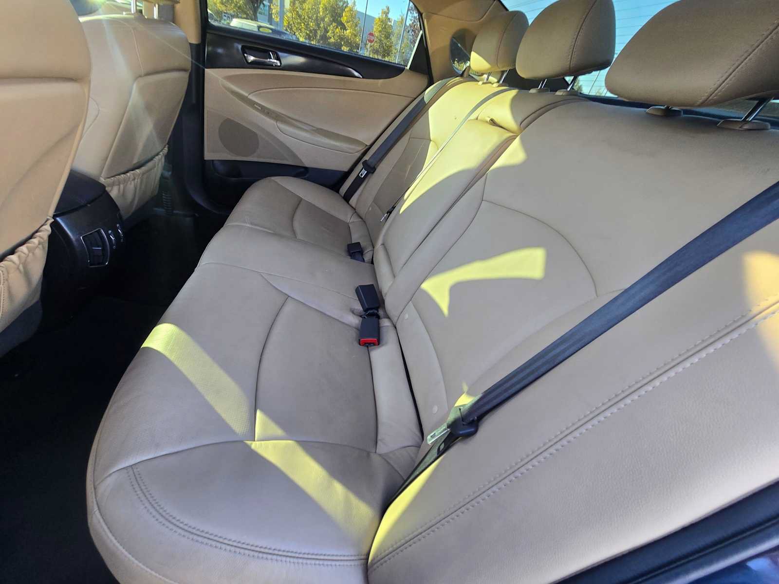 Used 2013 Hyundai Sonata Limited FWD image 16