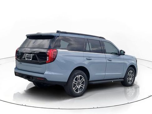 New 2026 Ford Expedition Active RWD image 5
