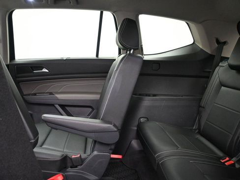 Used 2023 Volkswagen Atlas SE w/ Panoramic Sunroof Package AWD/4WD image 15