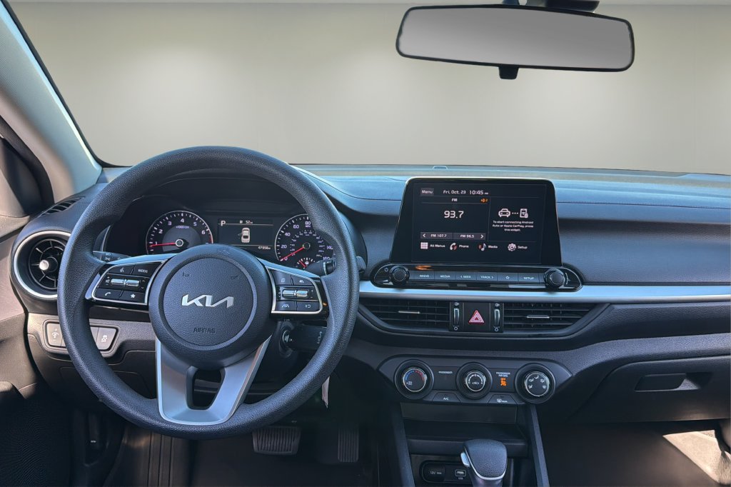 Used 2024 Kia Forte LXS w/ LXS Technology Package FWD image 16