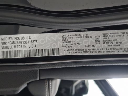 New 2025 Jeep Grand Cherokee L Altitude image 28