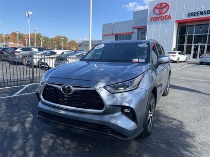 Certified 2021 Toyota Highlander XLE