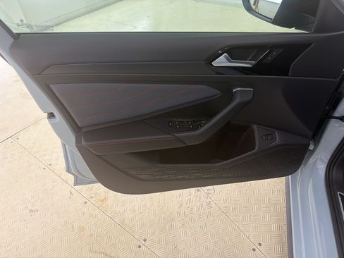 Used 2025 Volkswagen Jetta GLI Autobahn FWD image 16