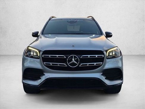 Used 2023 Mercedes-Benz GLS 450 4MATIC image 2