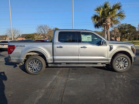 New 2025 Ford F150 Lariat w/ Equipment Group 502A High image 4