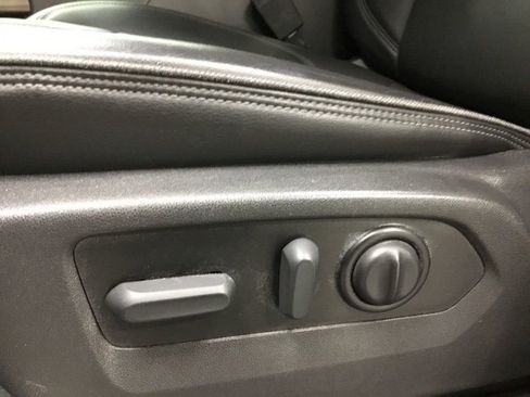 Used 2022 Chevrolet Silverado 1500 High Country w/ Safety Package II image 11