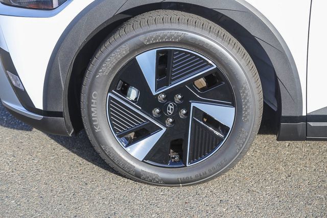 New 2026 Hyundai Ioniq 5 SEL RWD image 11